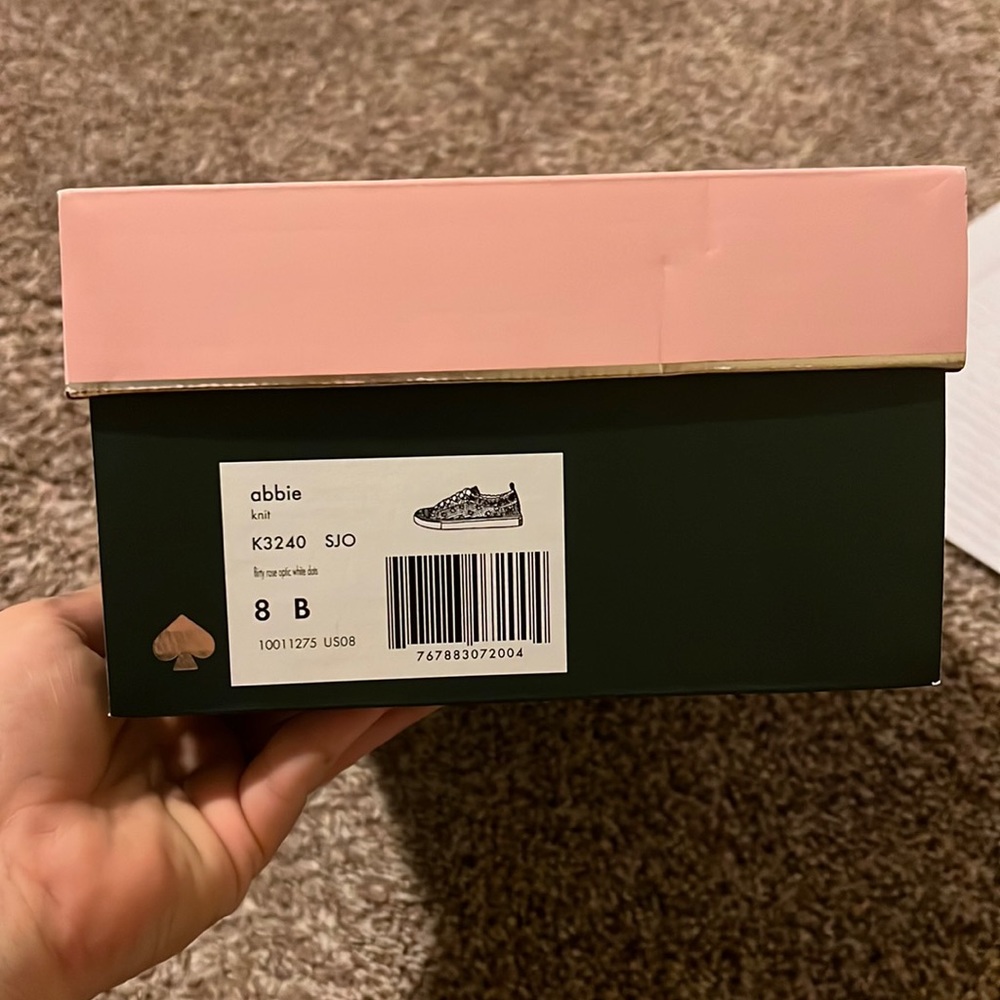 Lightly Worn, Excellent Condition. - image 2